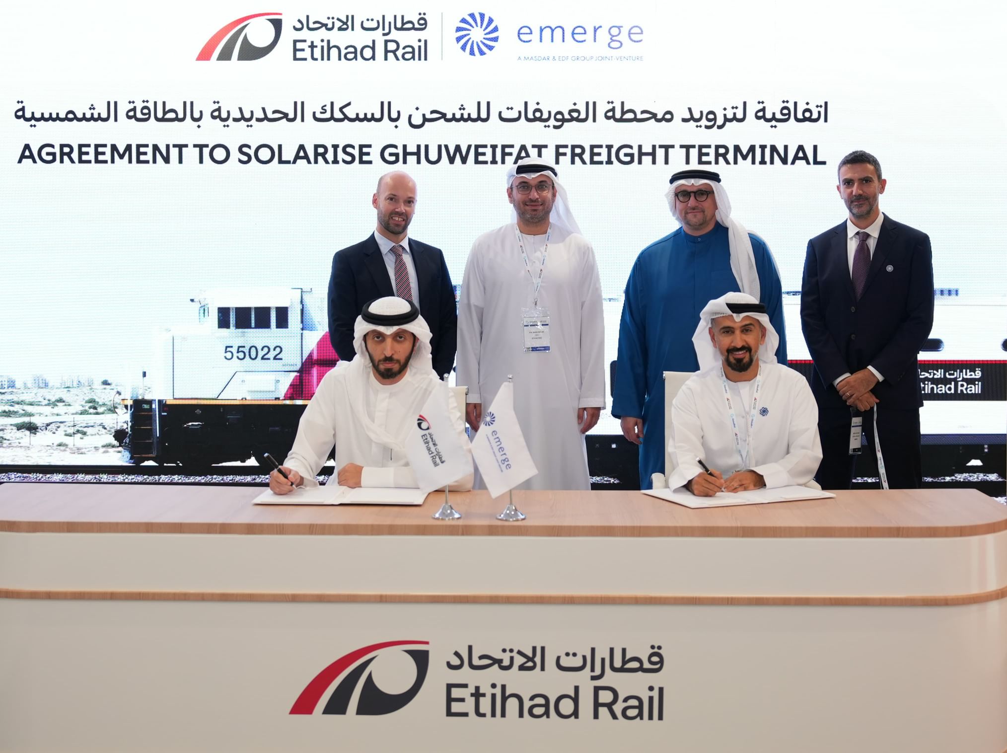 Etihad Rail, Emerge sign solar power deal at Global Rail 2024