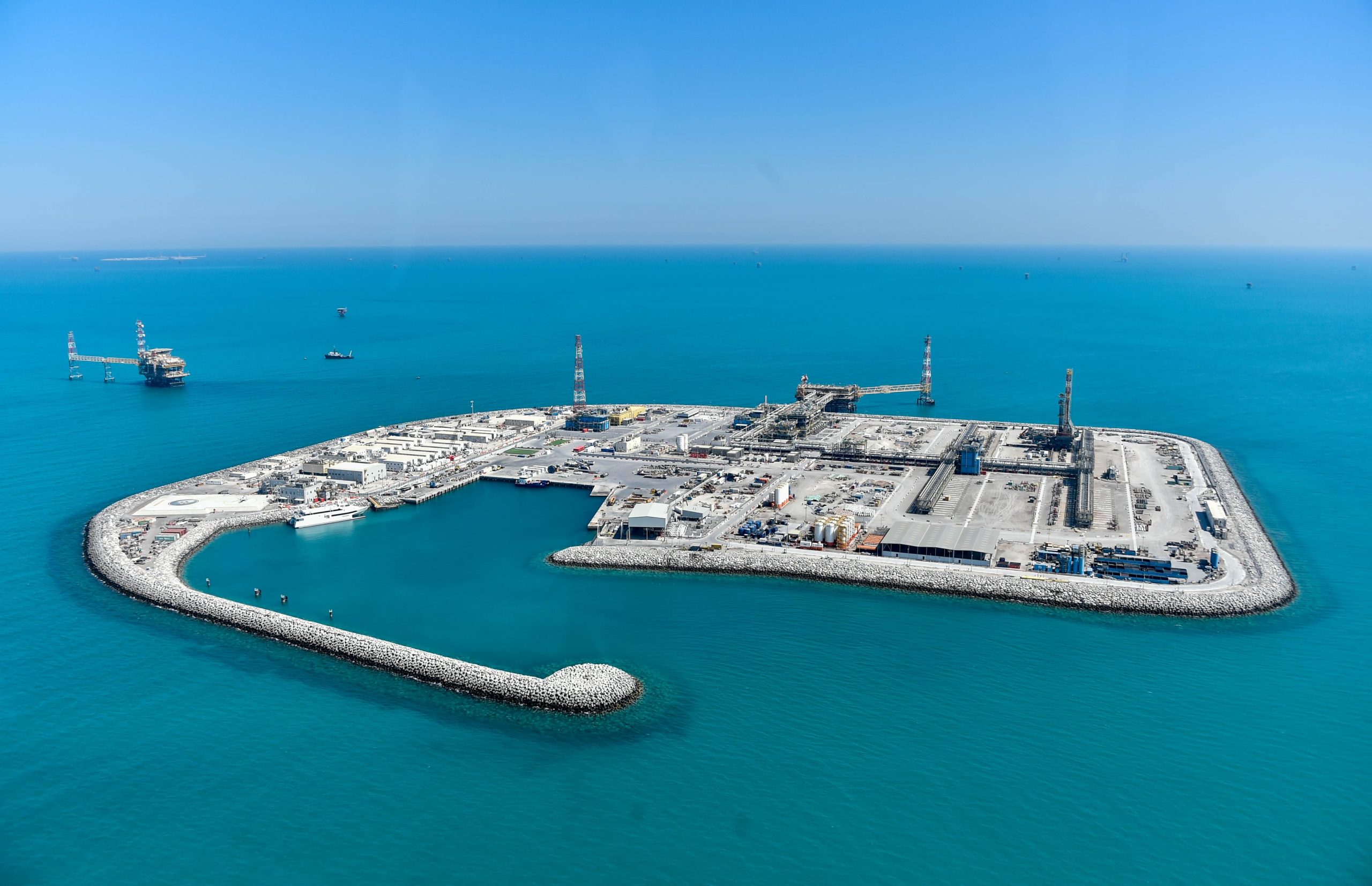 ADNOC’s offshore ‘SARB’ field commences AI-enabled digital operations
